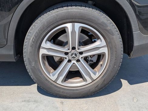 Certified 2019 Mercedes-Benz GLC 300 4MATIC image 21