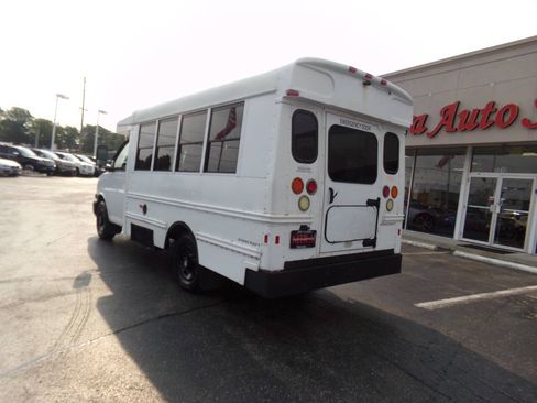 Used 2012 Chevrolet Express 3500 w/ School Bus Package RWD image 9