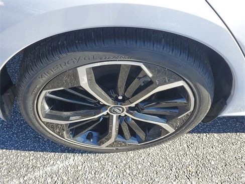 Used 2023 Nissan Altima 2.5 SR image 7