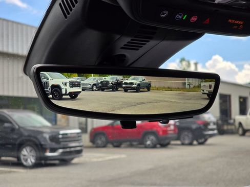 New 2026 GMC Acadia Elevation w/ Elevation Premium Package AWD/4WD image 10