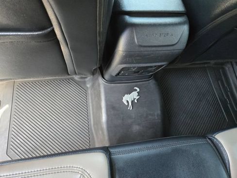 Used 2023 Ford Bronco Wildtrak AWD/4WD image 18
