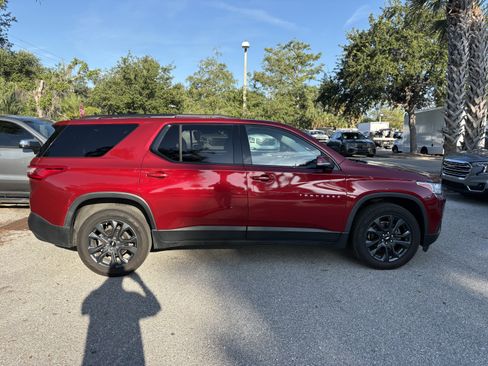 Used 2019 Chevrolet Traverse RS FWD image 8