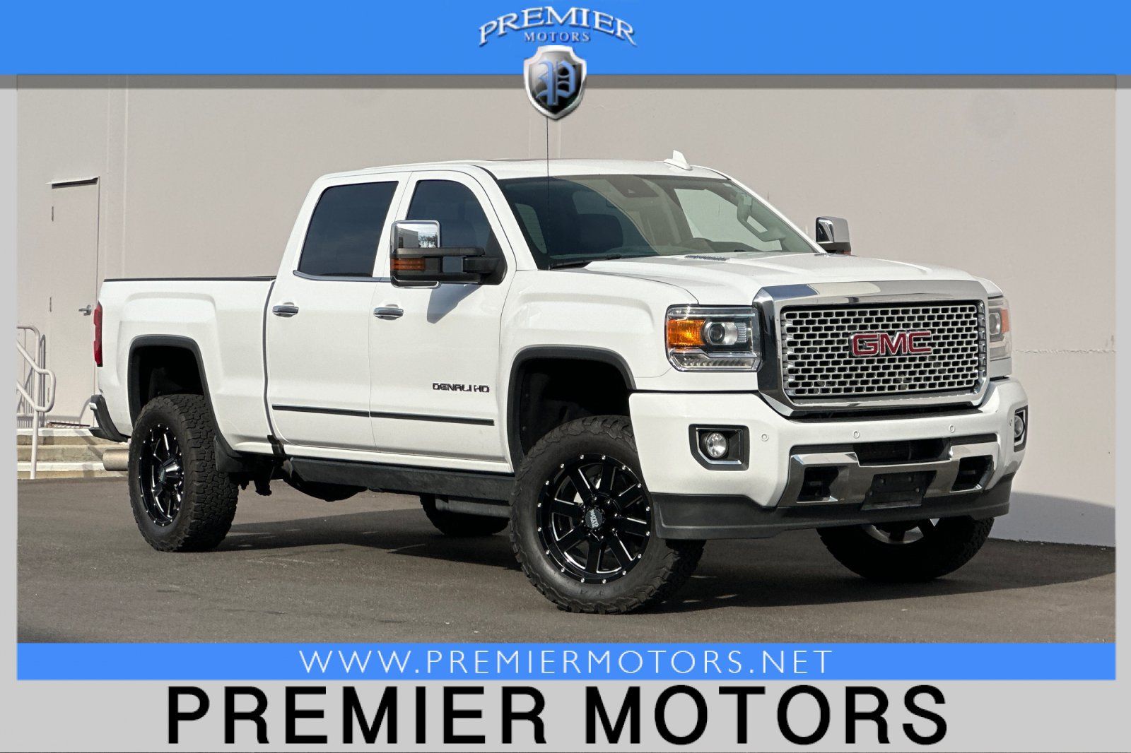 Used 2016 GMC Sierra 2500 Denali w/ Duramax Plus Package AWD/4WD image 1