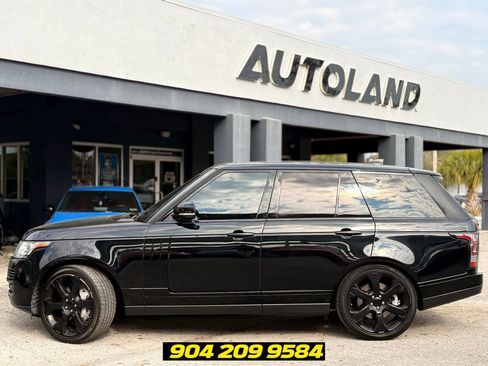 Used 2017 Land Rover Range Rover Supercharged AWD/4WD image 4