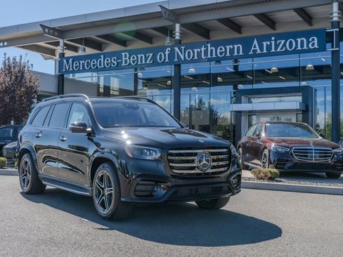 New 2026 Mercedes-Benz GLS 450 4MATIC image 1