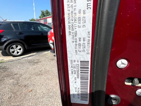 Used 2017 Dodge Challenger SRT Hellcat image 42