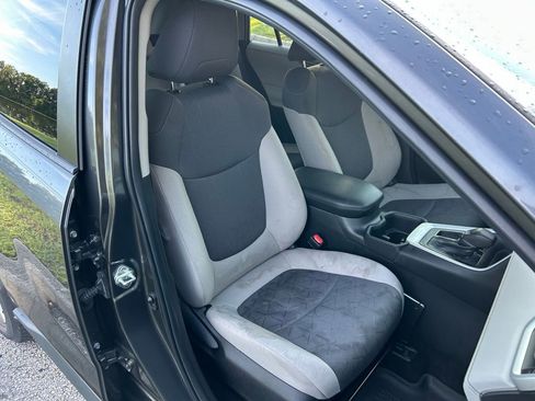 Certified 2023 Toyota RAV4 XLE FWD image 16