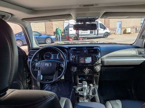 Used 2017 Toyota 4Runner TRD Off-Road Premium image 14