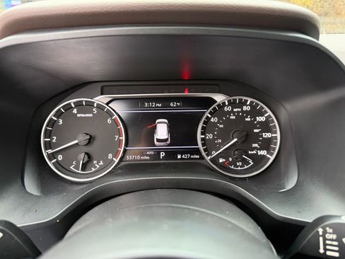 Used 2022 Nissan Rogue S image 16