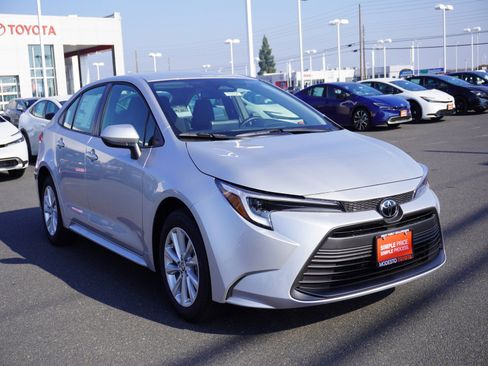 New 2026 Toyota Corolla LE image 24