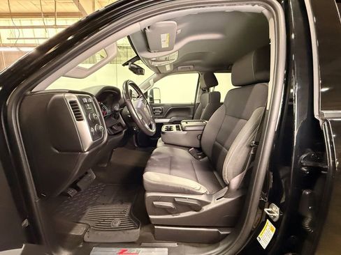 Used 2015 Chevrolet Silverado 2500 LT image 16