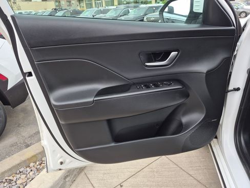 Certified 2024 Hyundai Kona Limited FWD image 14