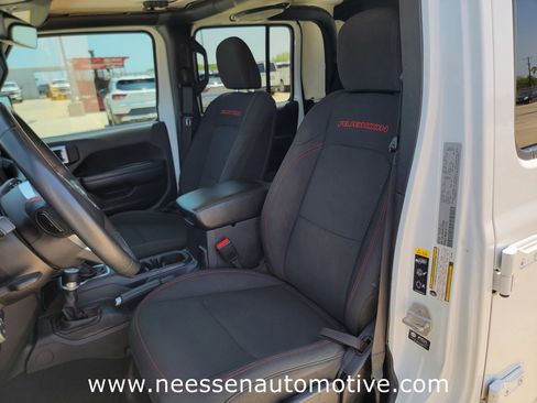 Used 2023 Jeep Gladiator Rubicon w/ LED Lighting Group image 13