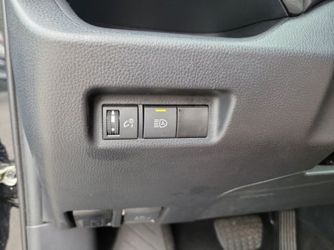 Used 2024 Toyota RAV4 Adventure AWD/4WD image 21
