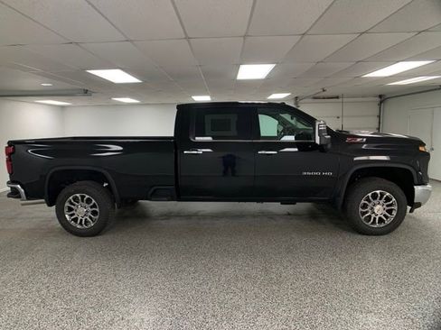New 2026 Chevrolet Silverado 3500 LTZ w/ LTZ Premium Package image 8