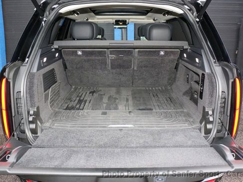 Used 2023 Land Rover Range Rover Long Wheelbase First Edition image 8