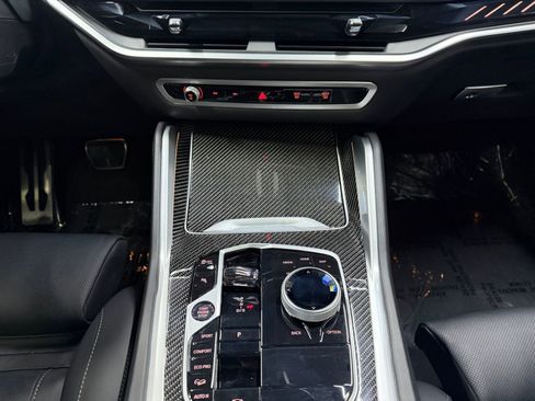 Used 2024 BMW X6 M60i image 15