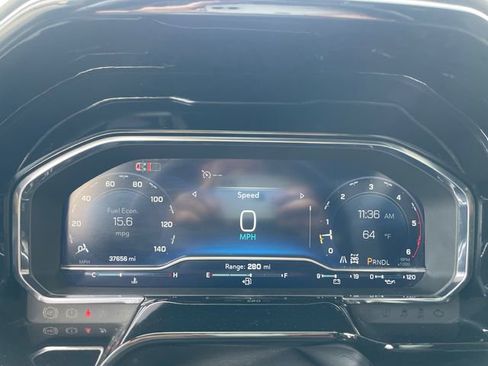 Used 2024 Chevrolet Silverado 2500 LT image 17