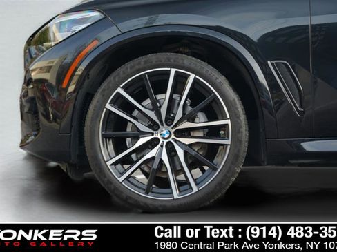Used 2022 BMW X5 xDrive40i w/ M Sport Package image 28
