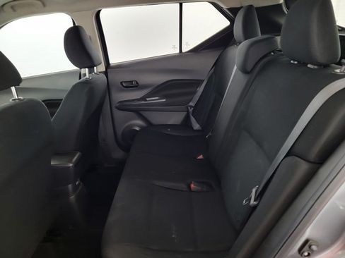 Used 2023 Nissan Kicks S FWD image 13