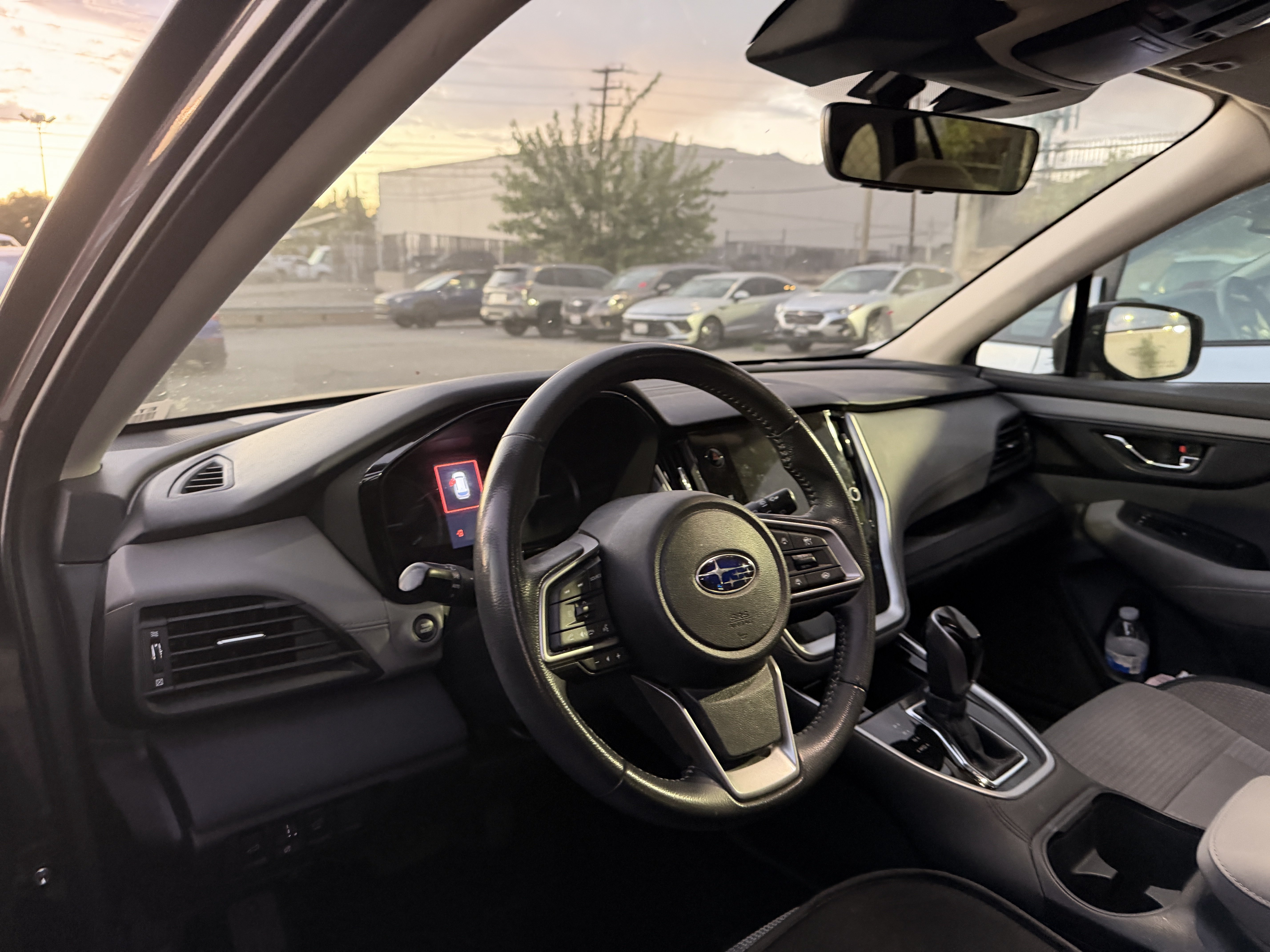 Used 2024 Subaru Outback Premium AWD/4WD image 2