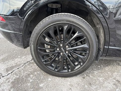 Certified 2023 Lincoln Corsair Standard w/ Equipment Group 101A image 33