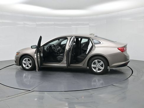 Used 2023 Chevrolet Malibu LT FWD image 39