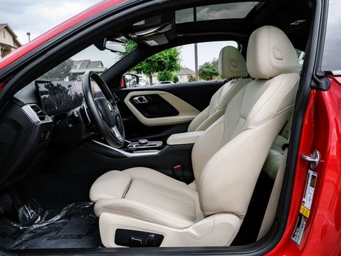 Used 2024 BMW 230i Coupe w/ Premium Package RWD image 32