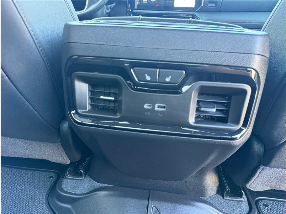 Used 2026 GMC Sierra 2500 AT4 AWD/4WD image 38
