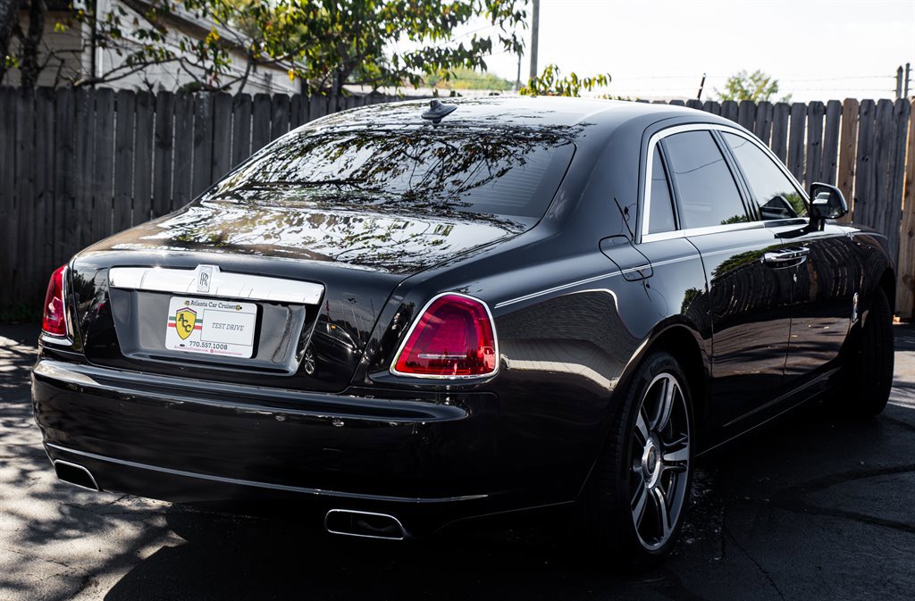 Used 2014 Rolls-Royce Ghost RWD image 7