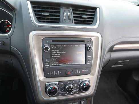 Used 2014 GMC Acadia Denali image 16