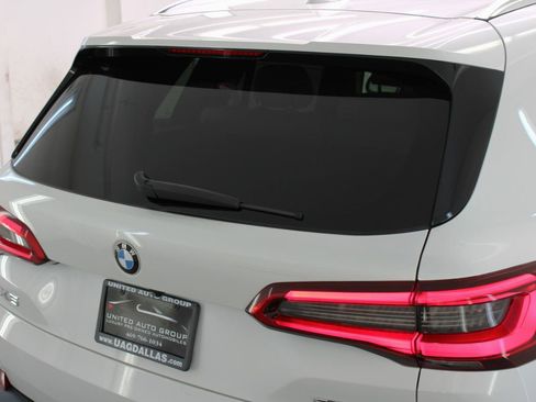 Used 2020 BMW X5 sDrive40i w/ Luxury Seating Package RWD image 18
