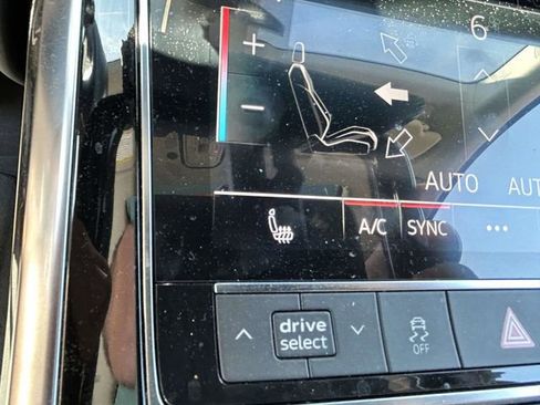 Used 2021 Audi Q7 3.0T Premium Plus w/ Premium Plus Package image 20