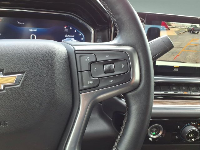 Used 2024 Chevrolet Silverado 1500 LT AWD/4WD image 24