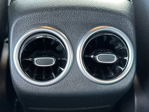 Used 2025 Mercedes-Benz CLA 250 image 42