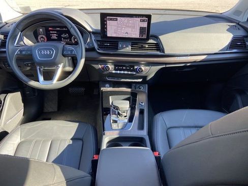 Certified 2023 Audi Q5 2.0T Premium Plus w/ Premium Plus Package image 11