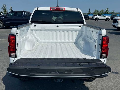 New 2025 Chevrolet Colorado W/T w/ WT Convenience Package II image 15