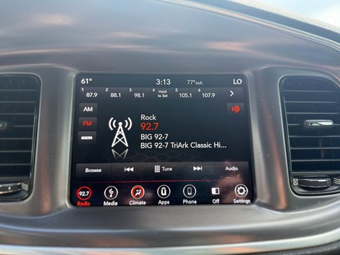Used 2019 Dodge Charger R/T w/ Blacktop Package RWD image 33