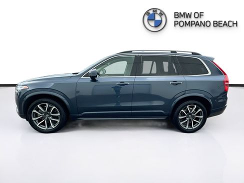 Used 2019 Volvo XC90 T5 Momentum w/ Protection Package Premier FWD image 4