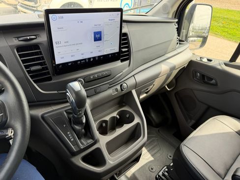 Used 2022 Ford Transit 350 148 High Roof Extended AWD image 16