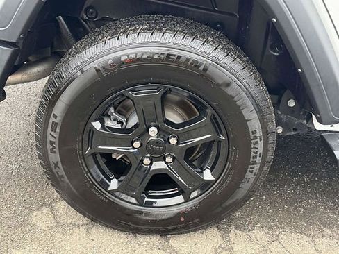 Used 2022 Jeep Wrangler Unlimited Sport AWD/4WD image 9