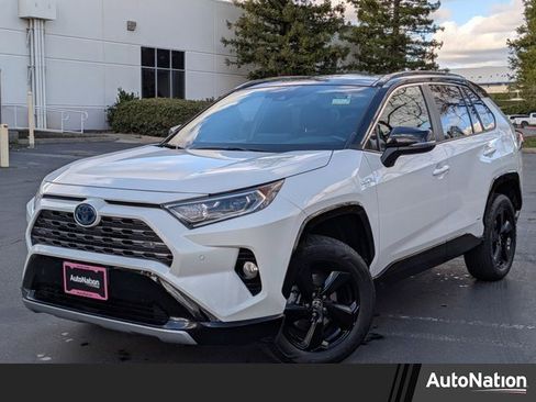 Used 2021 Toyota RAV4 XSE image 1