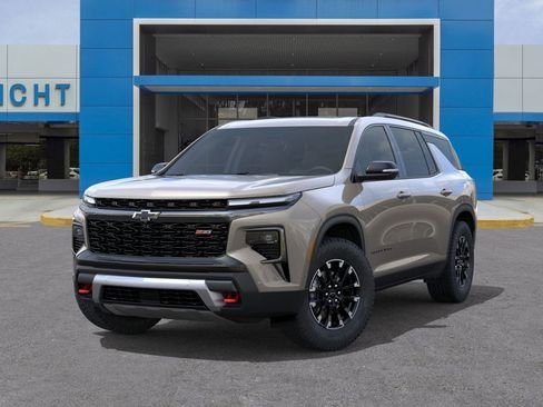 New 2026 Chevrolet Traverse Z71 w/ Enhanced Driving Package AWD/4WD image 6