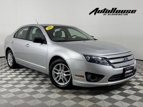 Used 2011 Ford Fusion S image 1