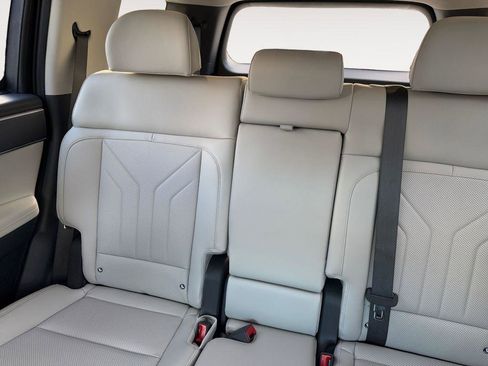 New 2026 Hyundai Santa Fe SEL image 30