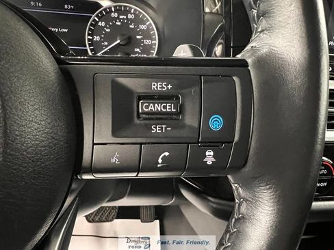 Used 2023 Nissan Pathfinder SL AWD/4WD image 46