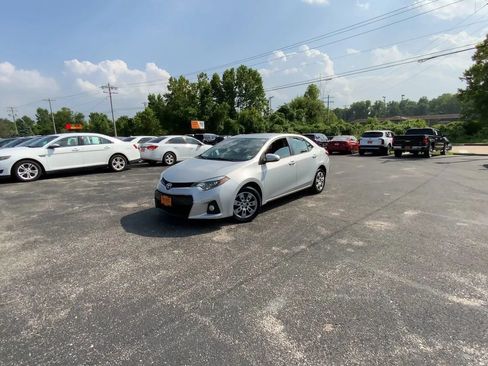 Used 2014 Toyota Corolla S FWD image 5