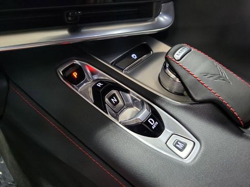 Used 2022 Chevrolet Corvette Stingray Convertible w/ 1LT image 20