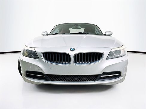 Used 2011 BMW Z4 sDrive30i image 4
