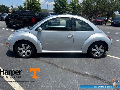 Used 2006 Volkswagen Beetle TDI Coupe w/ Package 1 FWD image 2